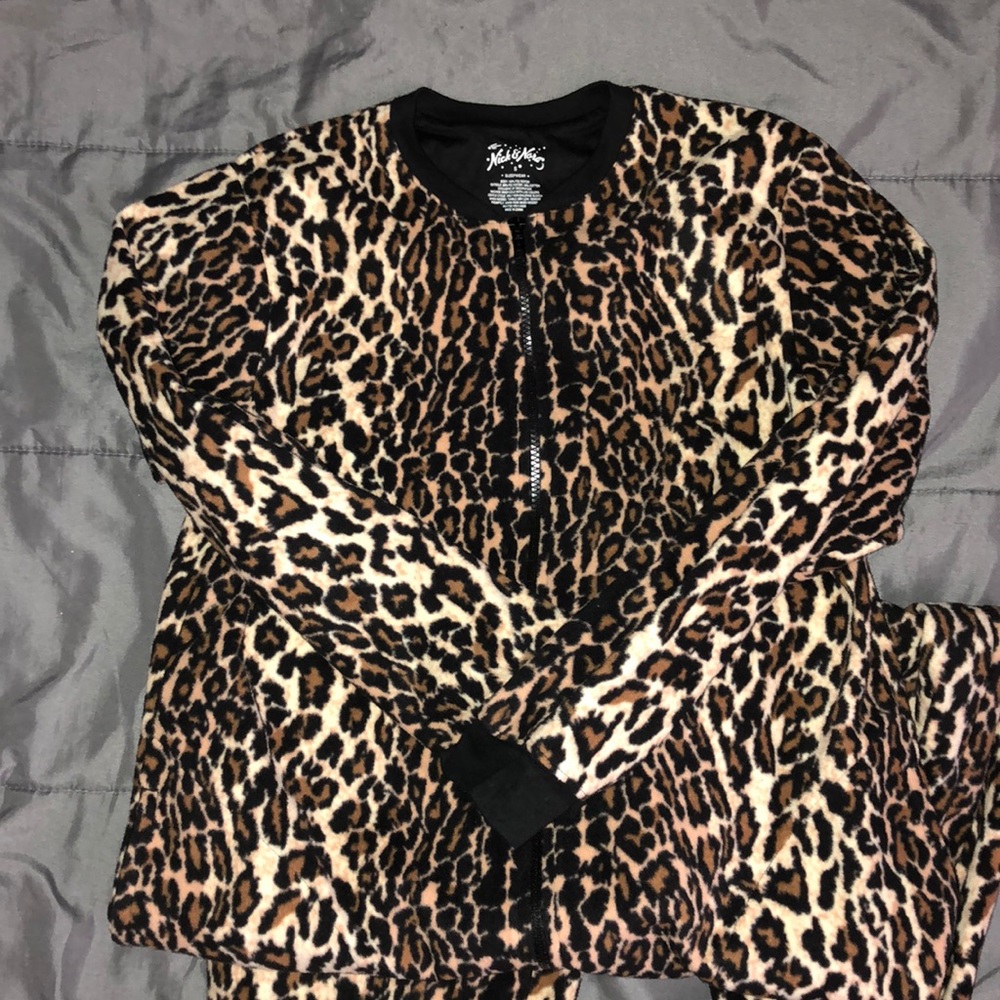like new cheetah onesie!